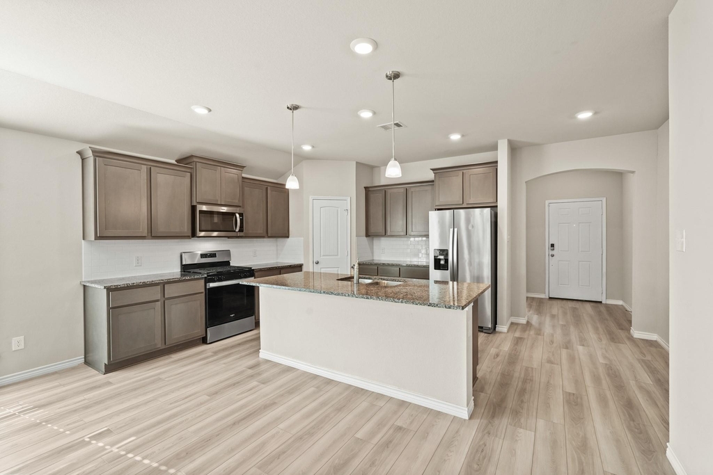 1164 Kennesaw Drive - Photo 7