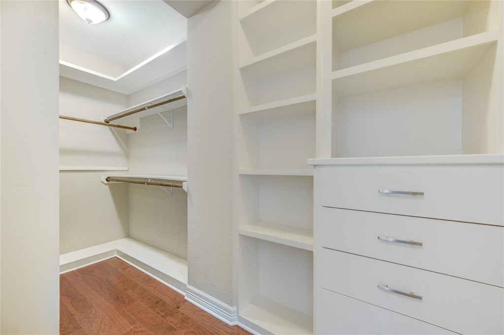 1117 W 18th Street - Photo 22