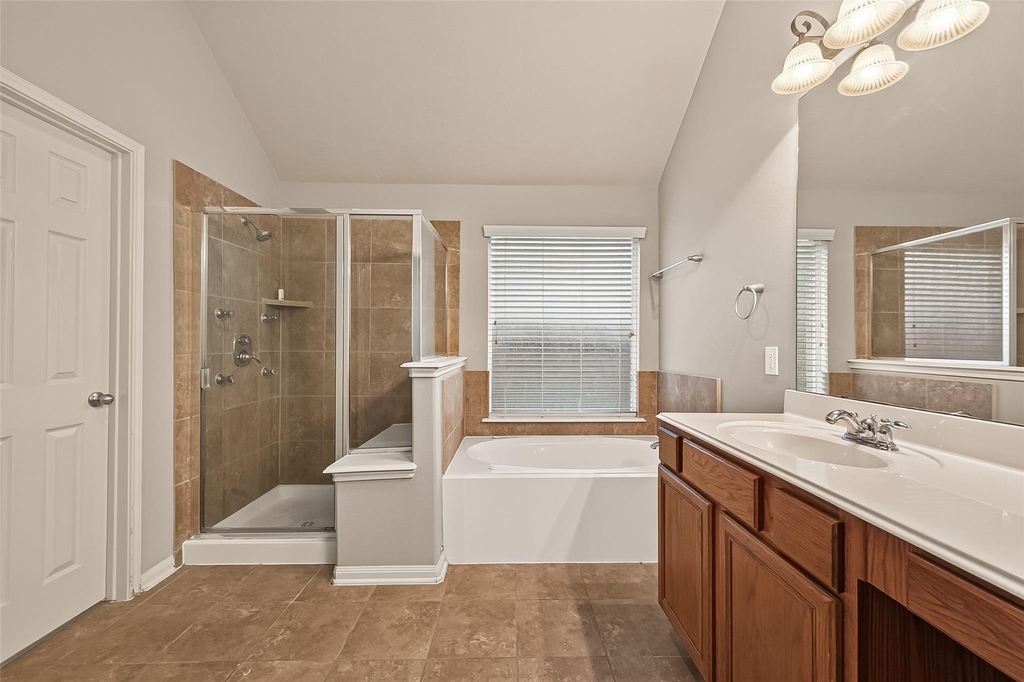 28207 Chalet Park Drive - Photo 18