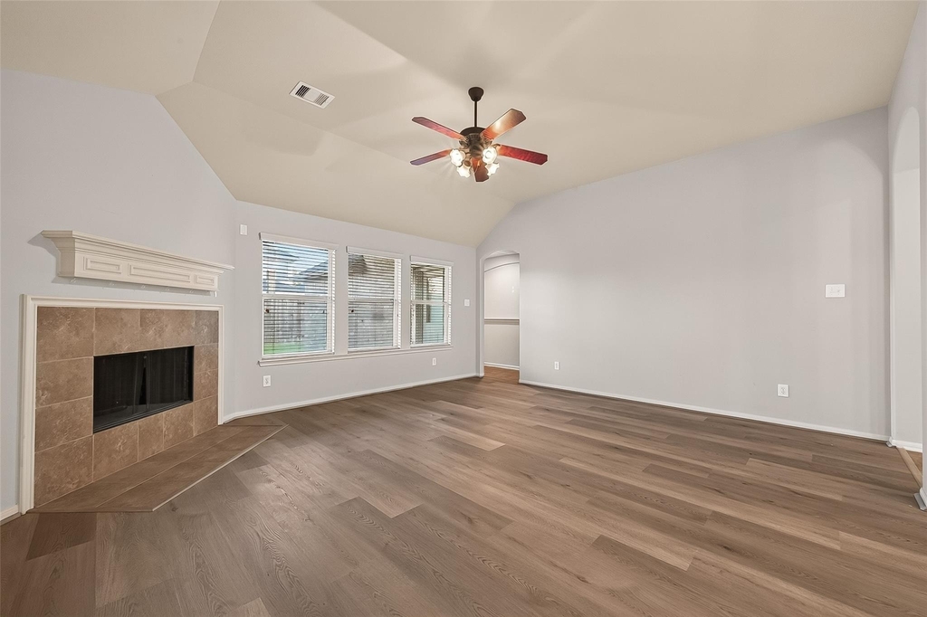 28207 Chalet Park Drive - Photo 10