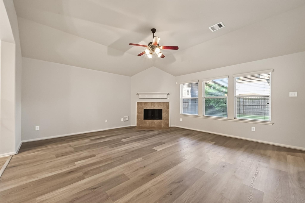 28207 Chalet Park Drive - Photo 3