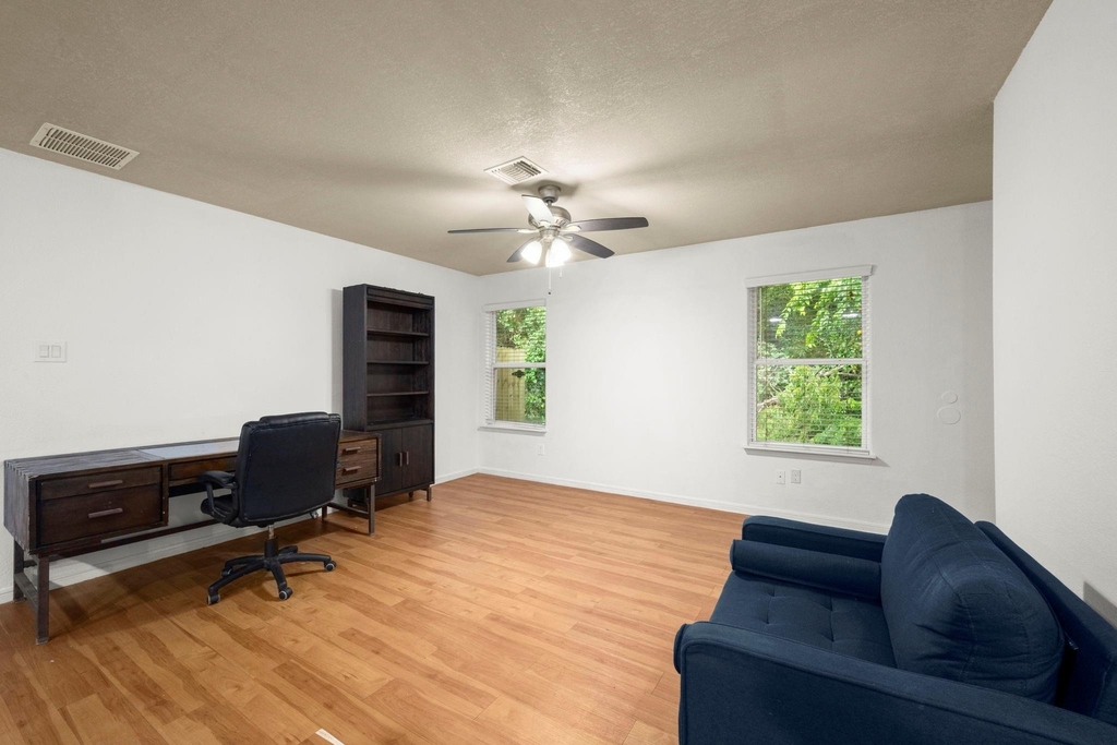 16803 Crestmont - Photo 6