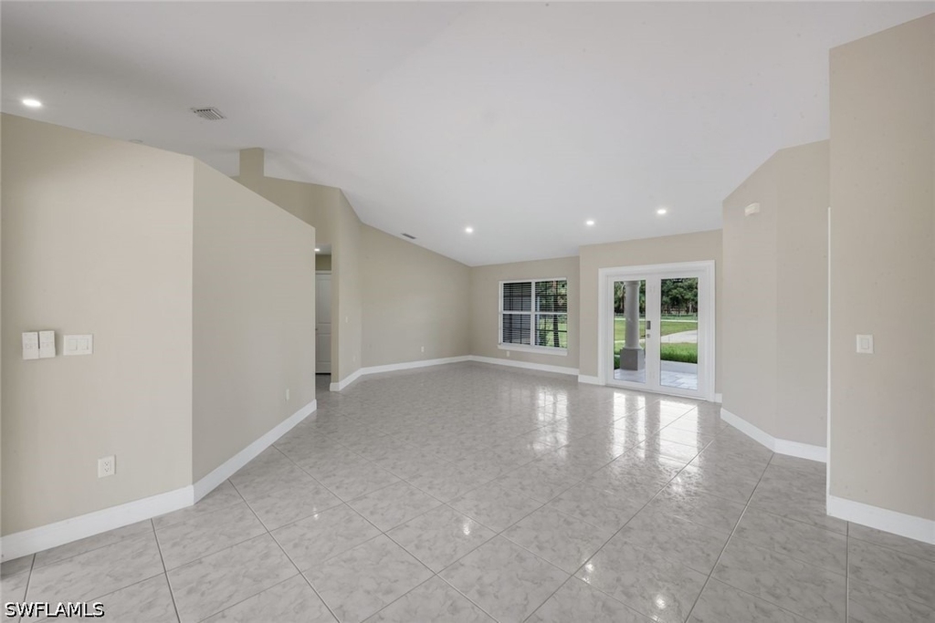 1795 Desoto Boulevard S - Photo 7