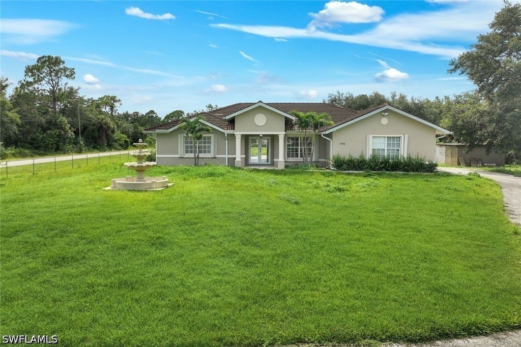 1795 Desoto Boulevard S - Photo 3
