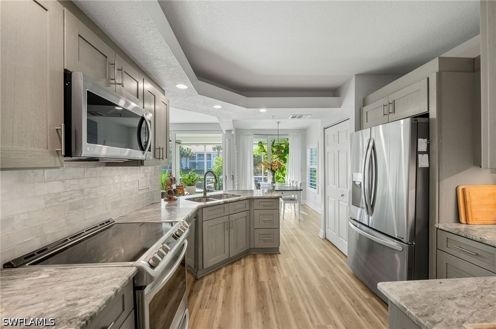 6855 Satinleaf Road S - Photo 8