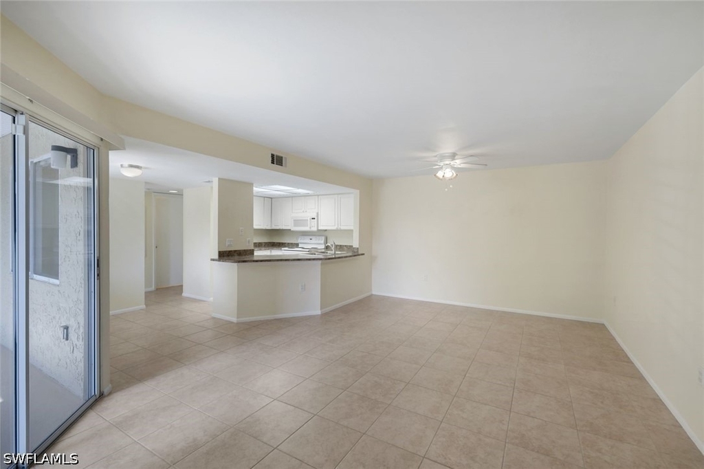 3130 Seasons Way - Photo 4