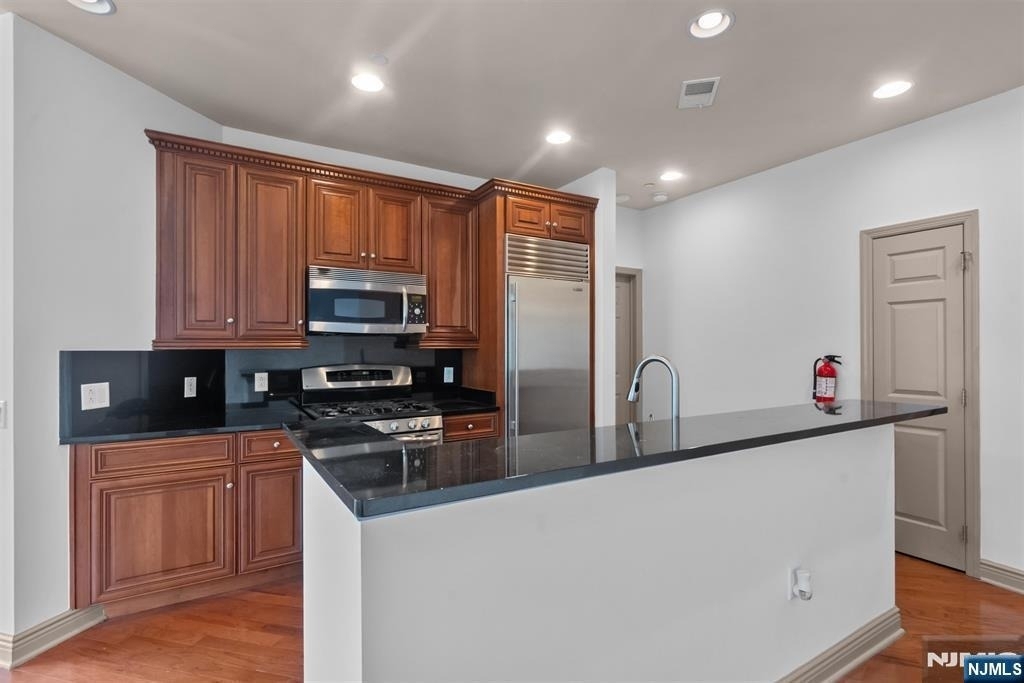 7400 River - Photo 5