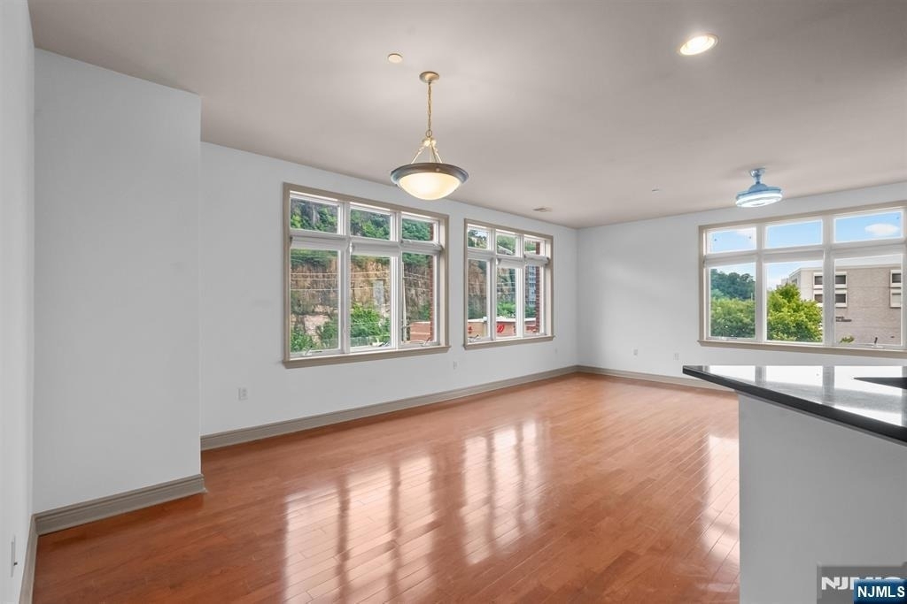 7400 River - Photo 10