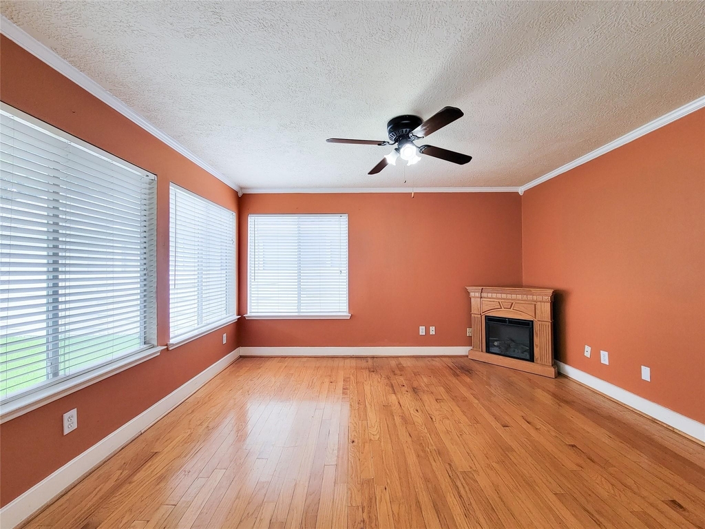 9607 Farrell Drive - Photo 9