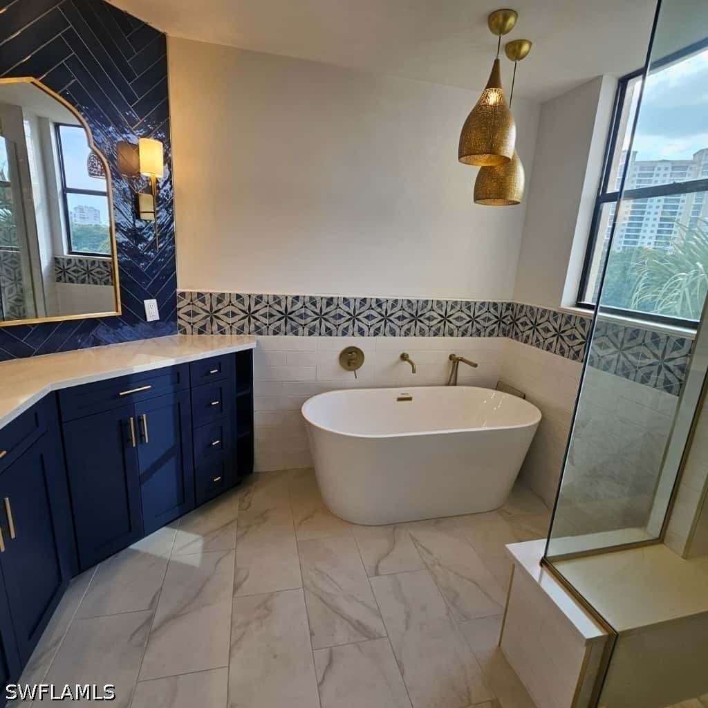 7040 Pelican Bay Boulevard - Photo 13