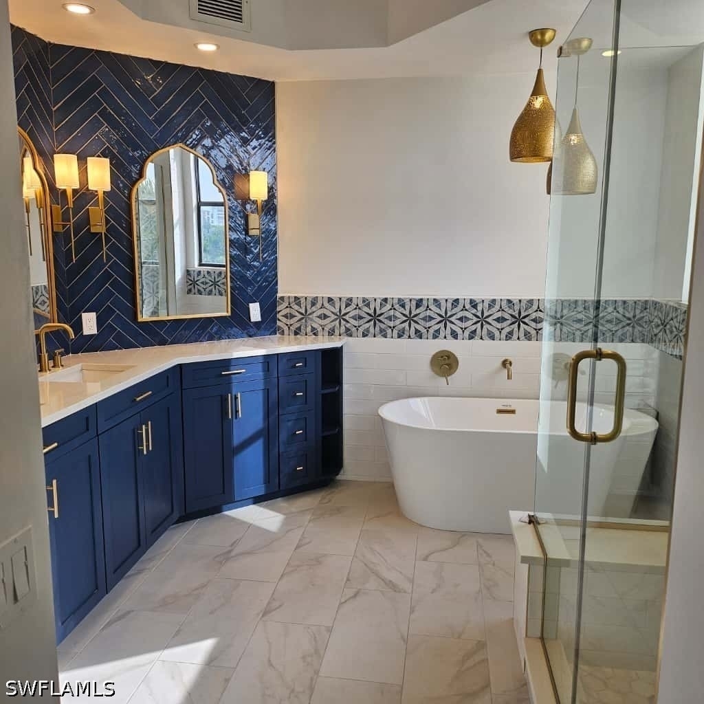 7040 Pelican Bay Boulevard - Photo 11