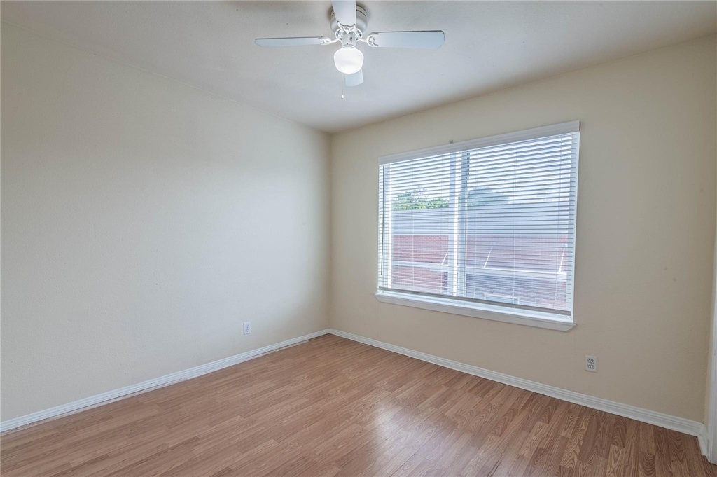 3918 Anita Street - Photo 8