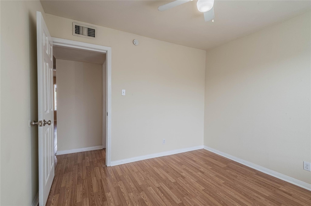 3918 Anita Street - Photo 10