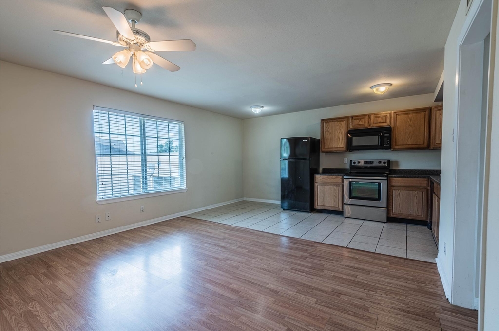 3918 Anita Street - Photo 3