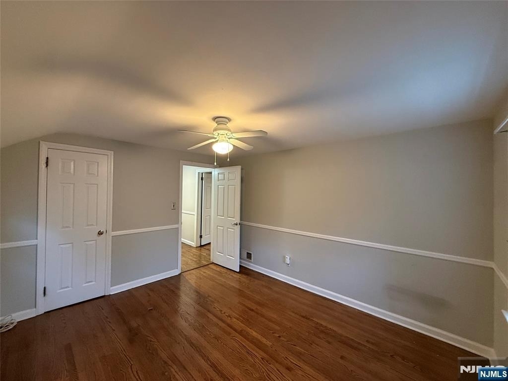 225 Hillside - Photo 8