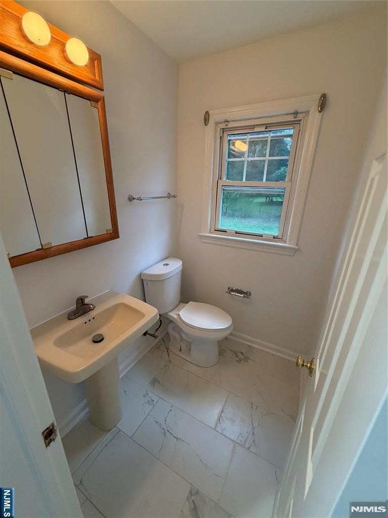 225 Hillside - Photo 6