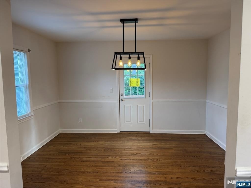225 Hillside - Photo 2
