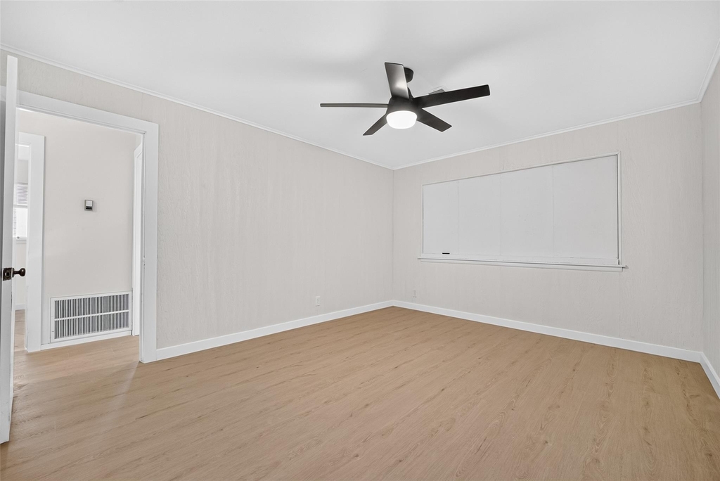 6131 Birdwood Road - Photo 15