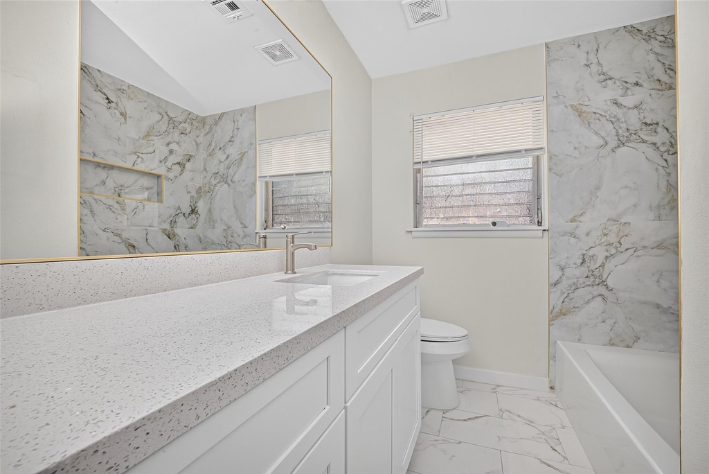 6131 Birdwood Road - Photo 14