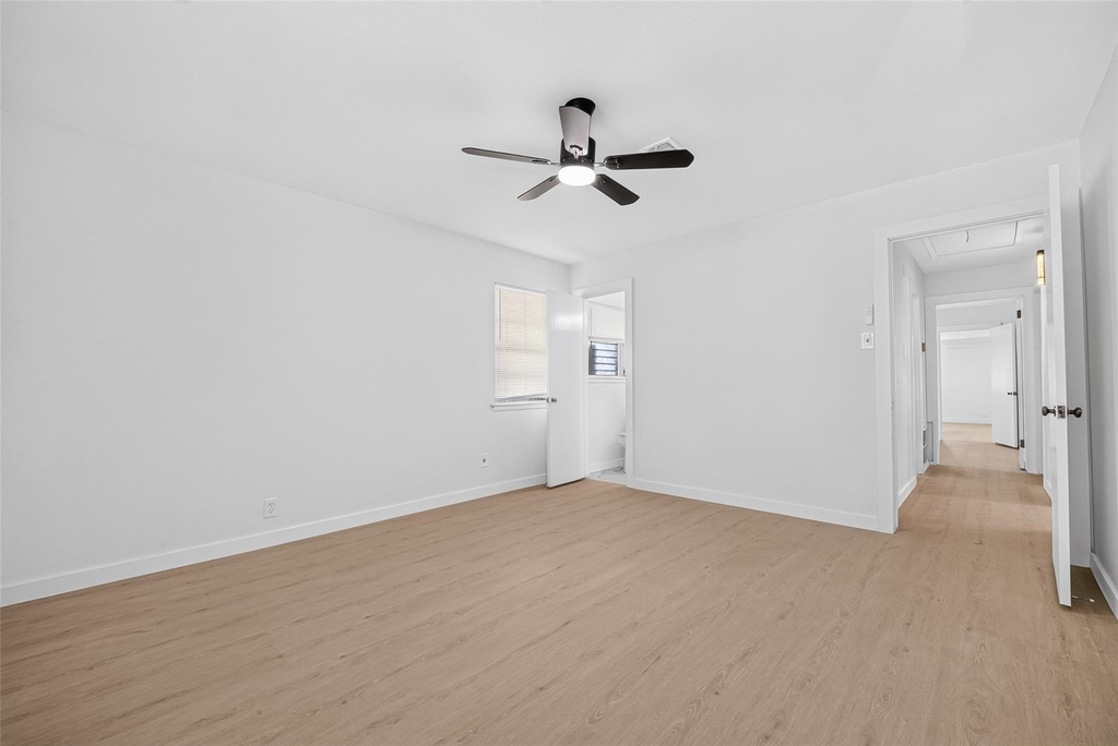 6131 Birdwood Road - Photo 17