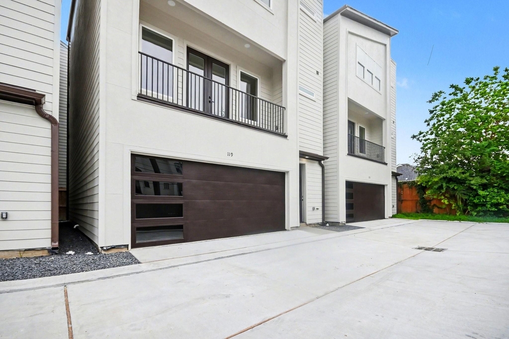 119 Milby Street - Photo 1