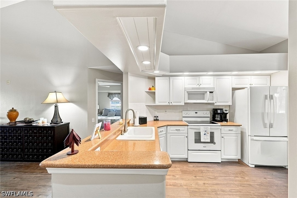 13641 Worthington Way - Photo 8