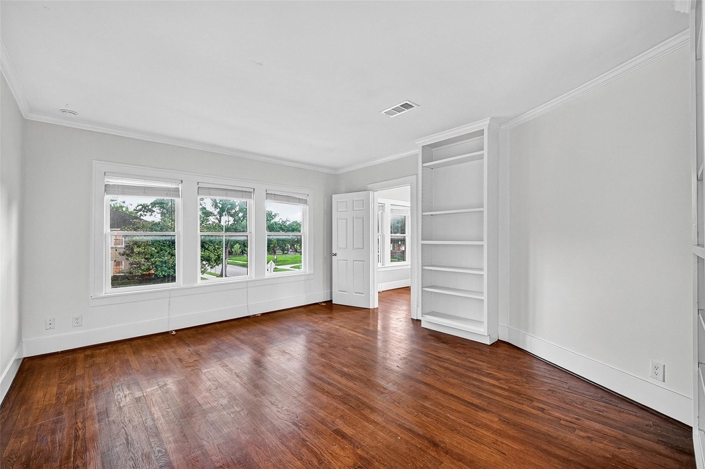 1758 Hawthorne Street - Photo 8