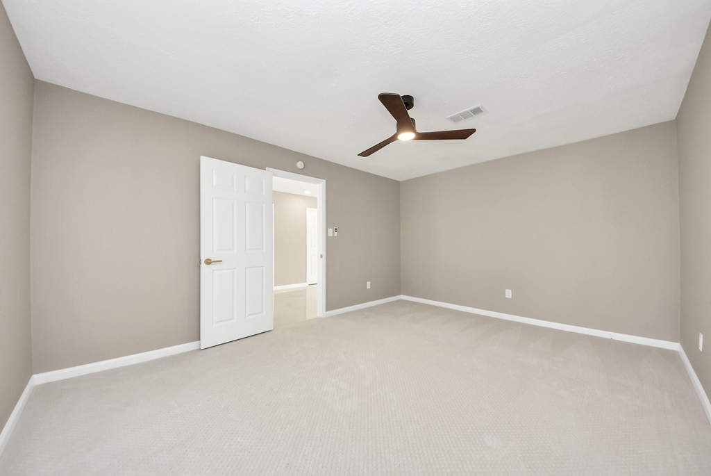16114 Forest Bend Avenue - Photo 22