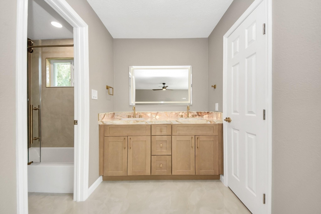 16114 Forest Bend Avenue - Photo 16