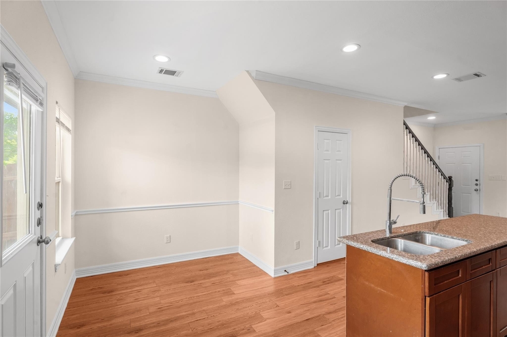 2407 Ferguson Way Road - Photo 6