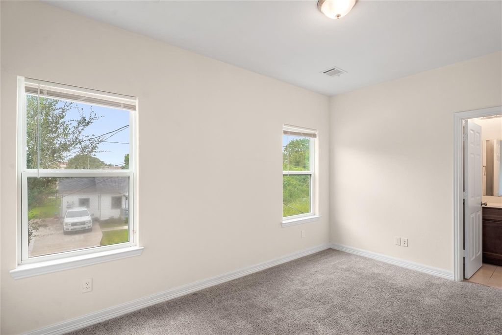 2407 Ferguson Way Road - Photo 12