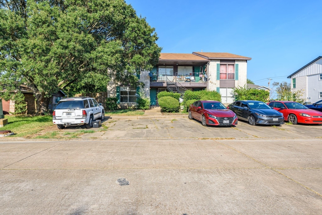 4023 Briarglen Drive - Photo 1