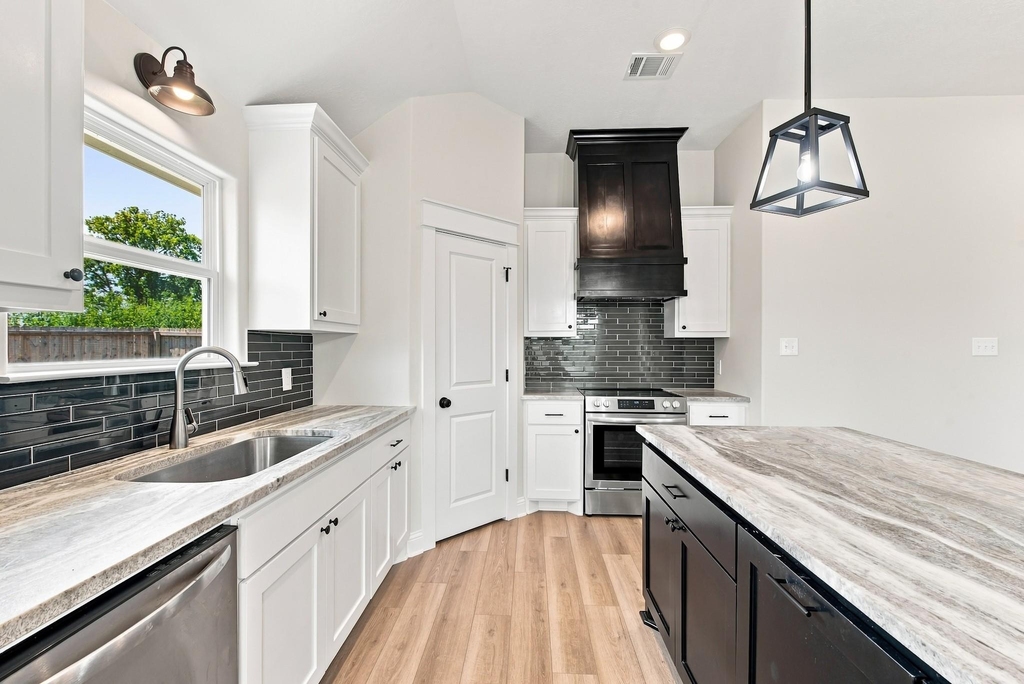 520 Combine Road - Photo 5