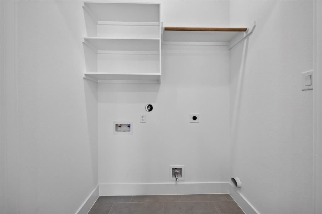 2421 Harrington Street - Photo 26