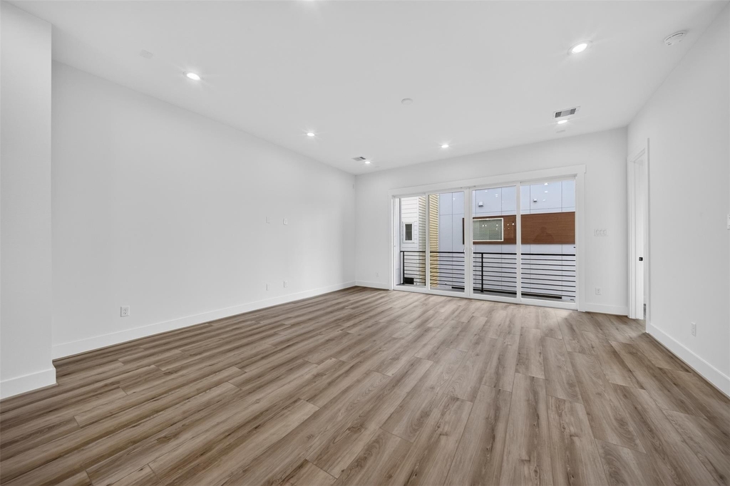 2421 Harrington Street - Photo 18