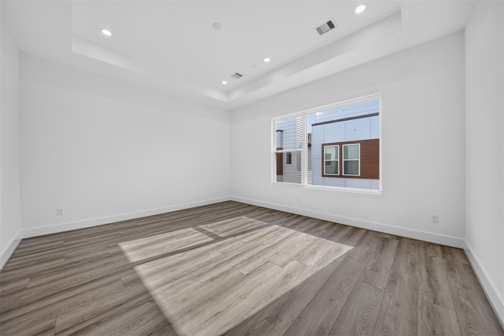 2421 Harrington Street - Photo 34