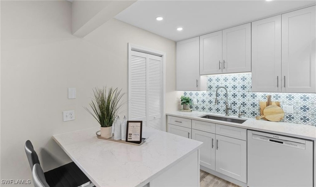 788 Park Shore Drive - Photo 7