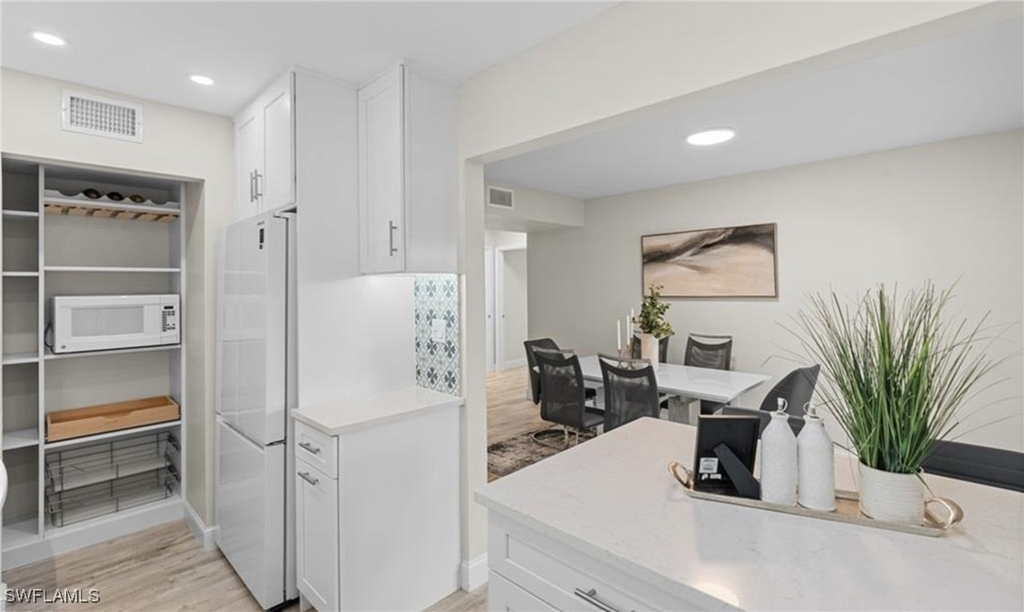 788 Park Shore Drive - Photo 3