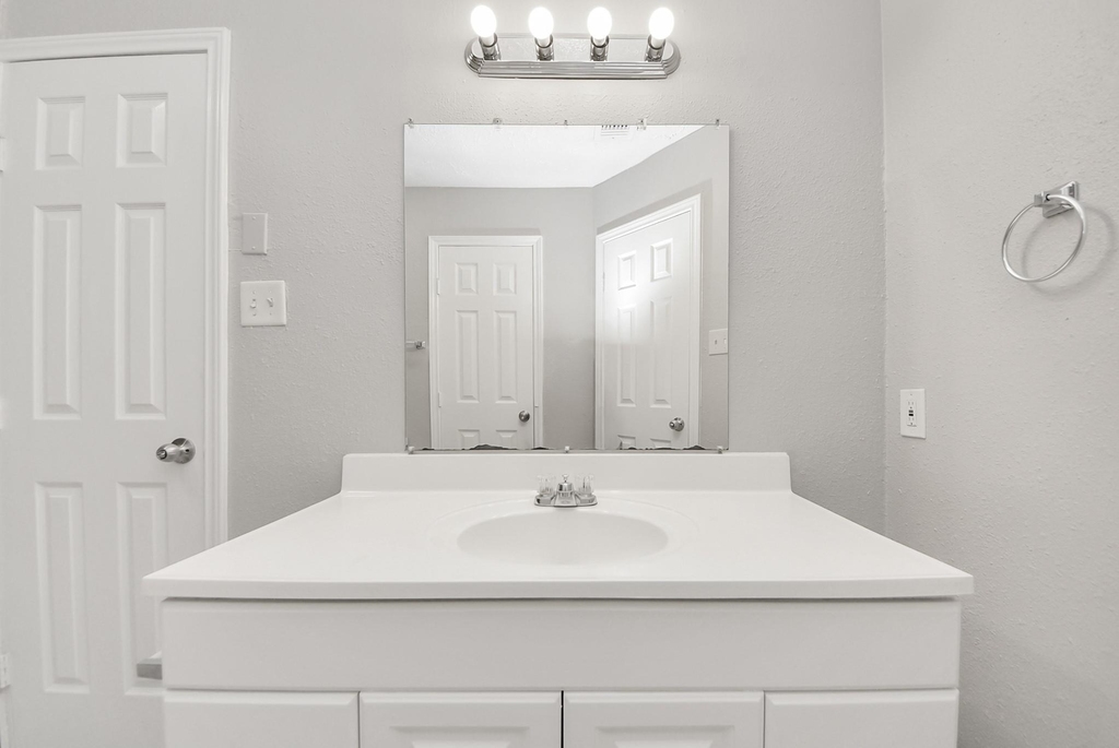 10603 Thorncliff Drive - Photo 17