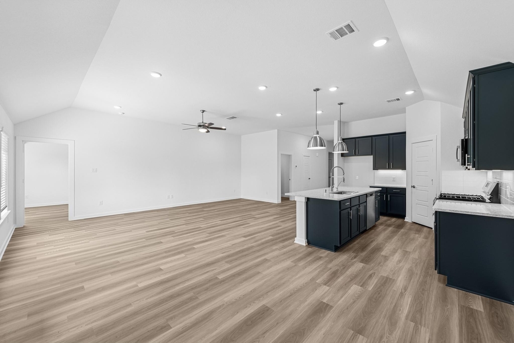 5706 Sunland Trail - Photo 1