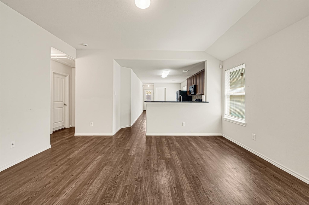 2806 Morgensen Drive - Photo 7