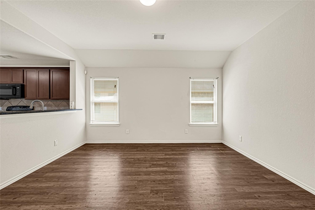 2806 Morgensen Drive - Photo 6