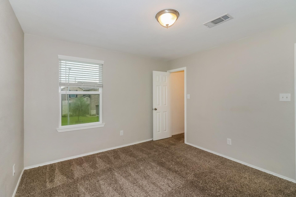 17719 Brahman Meadows Court - Photo 13