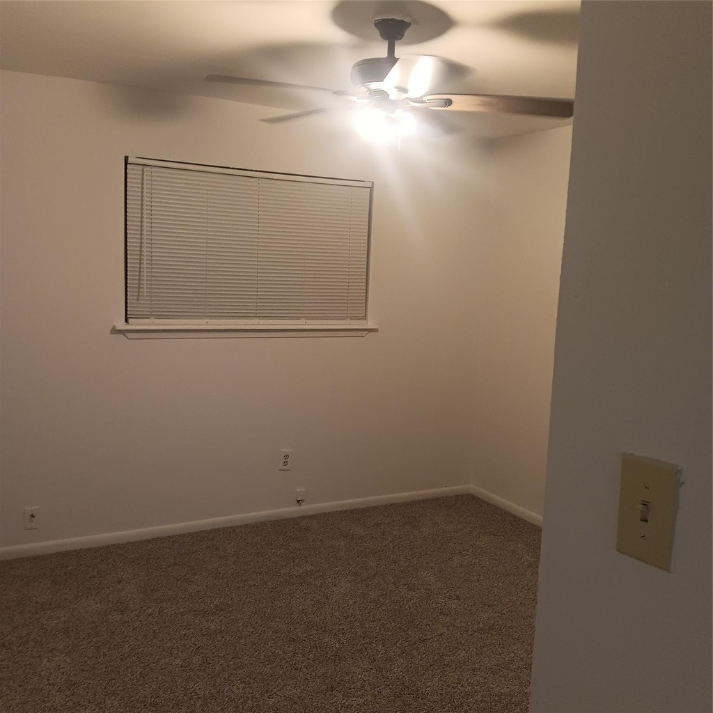 521 Ferguson Street - Photo 0
