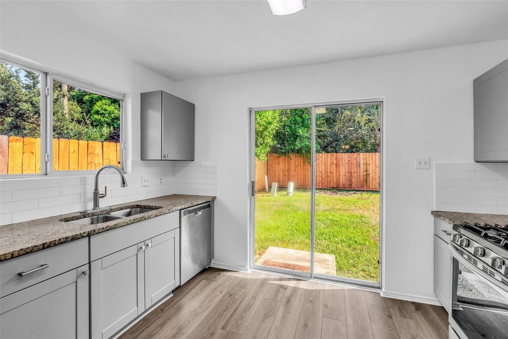 5239 Roth Forest Lane - Photo 4