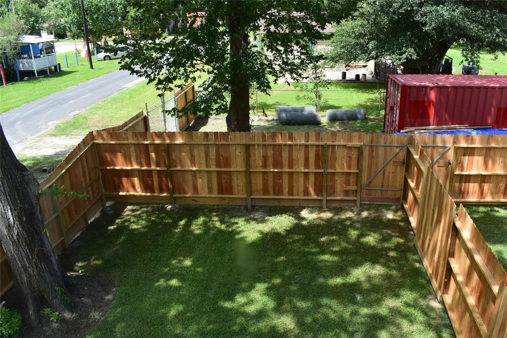 4746 3rd - Photo 9