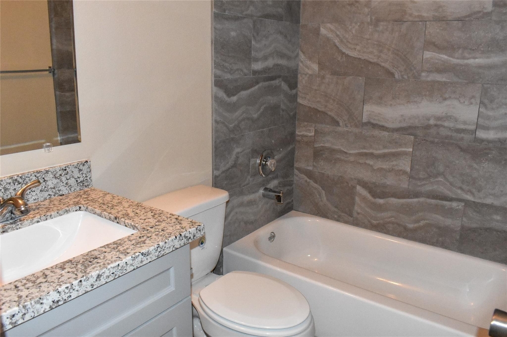 4746 3rd - Photo 8