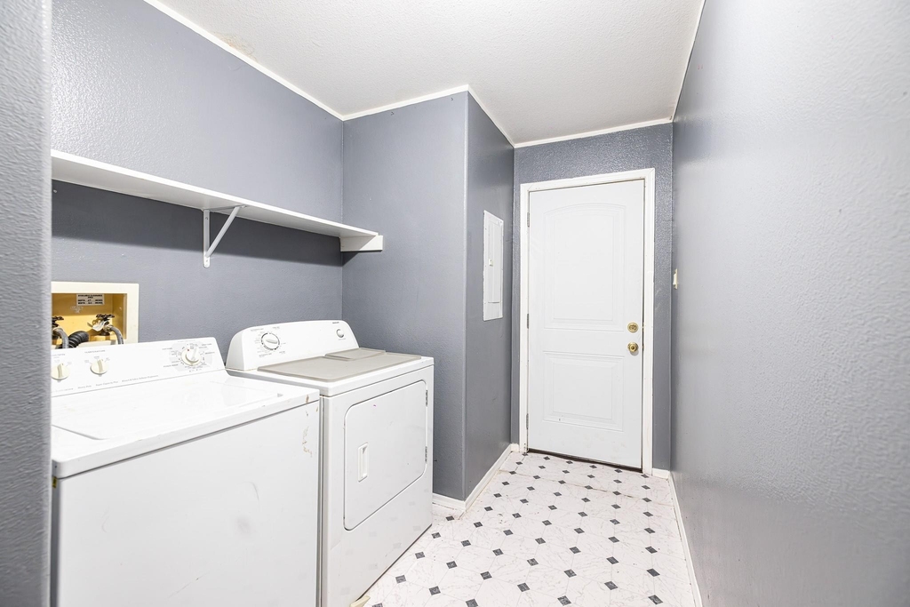 11738 Greencanyon Drive - Photo 11