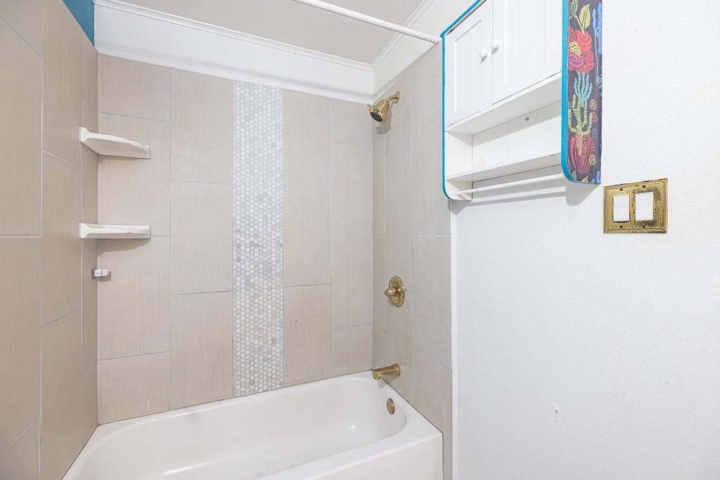 11738 Greencanyon Drive - Photo 17