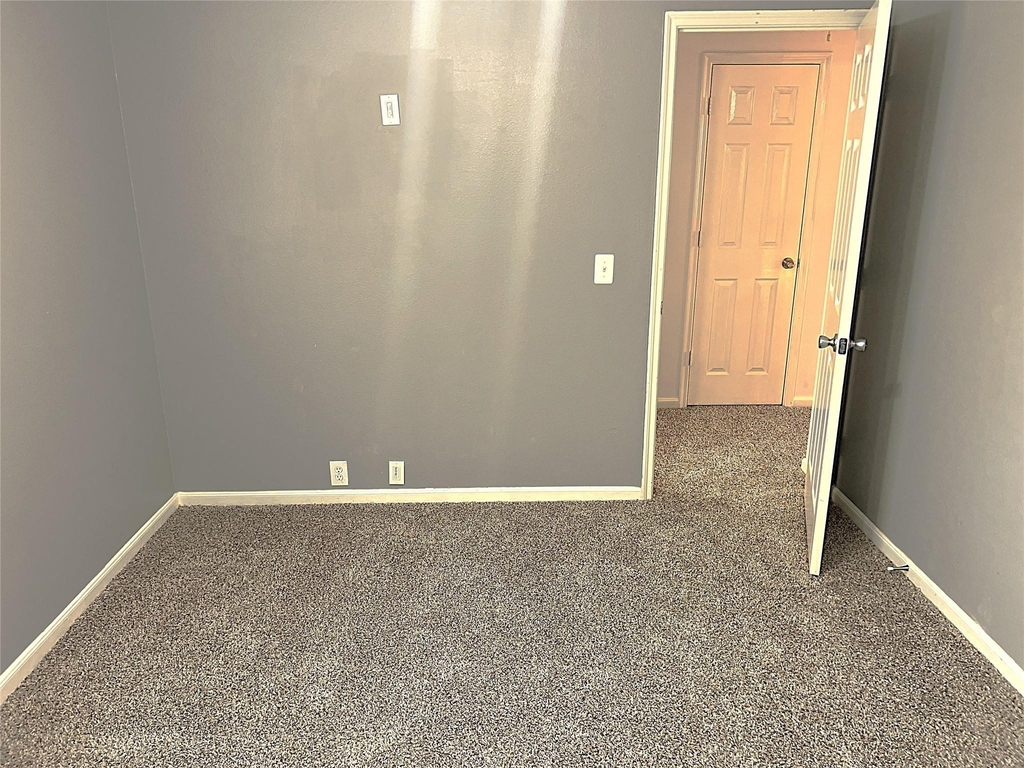 4714 Glencastle Court - Photo 34